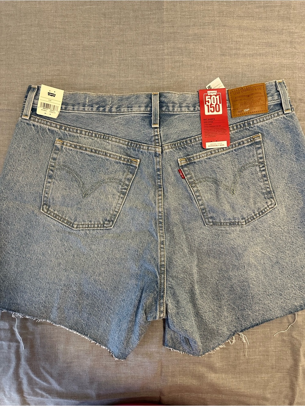 Levi's Light Blue Denim Shorts with Multicolor Flower Patches - Picture 4 of 13